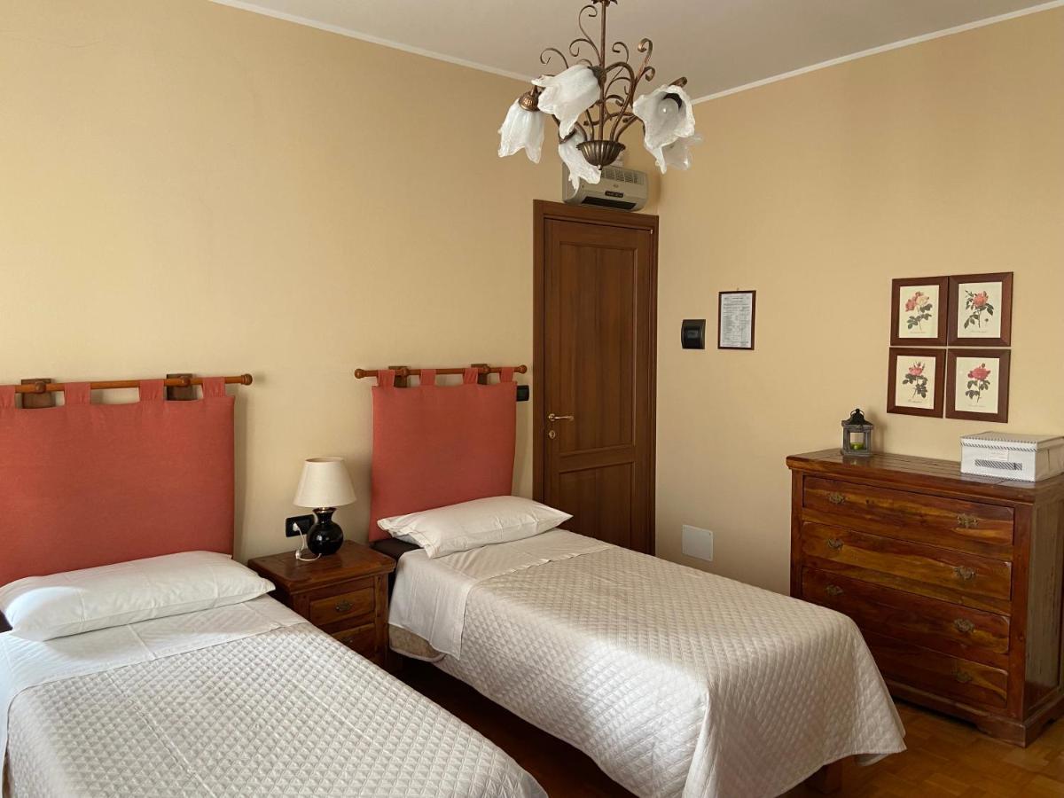 La Via Del Sole Bed & Breakfast Susa Exterior foto