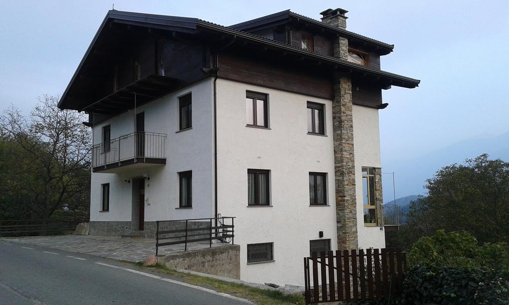 La Via Del Sole Bed & Breakfast Susa Exterior foto